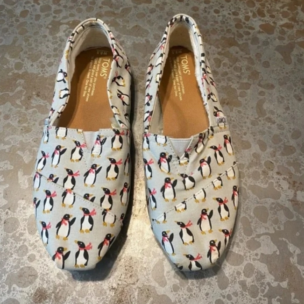 Printed fabric flat shoes gray red
